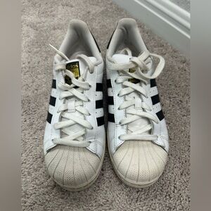 Adidas Superstar Sneakers
